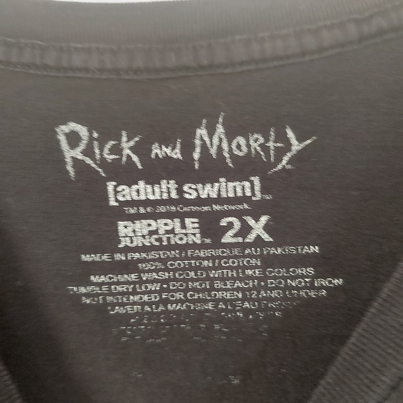 Bundle Men's 4pcs Graphic Tees - Picture 8 of 10